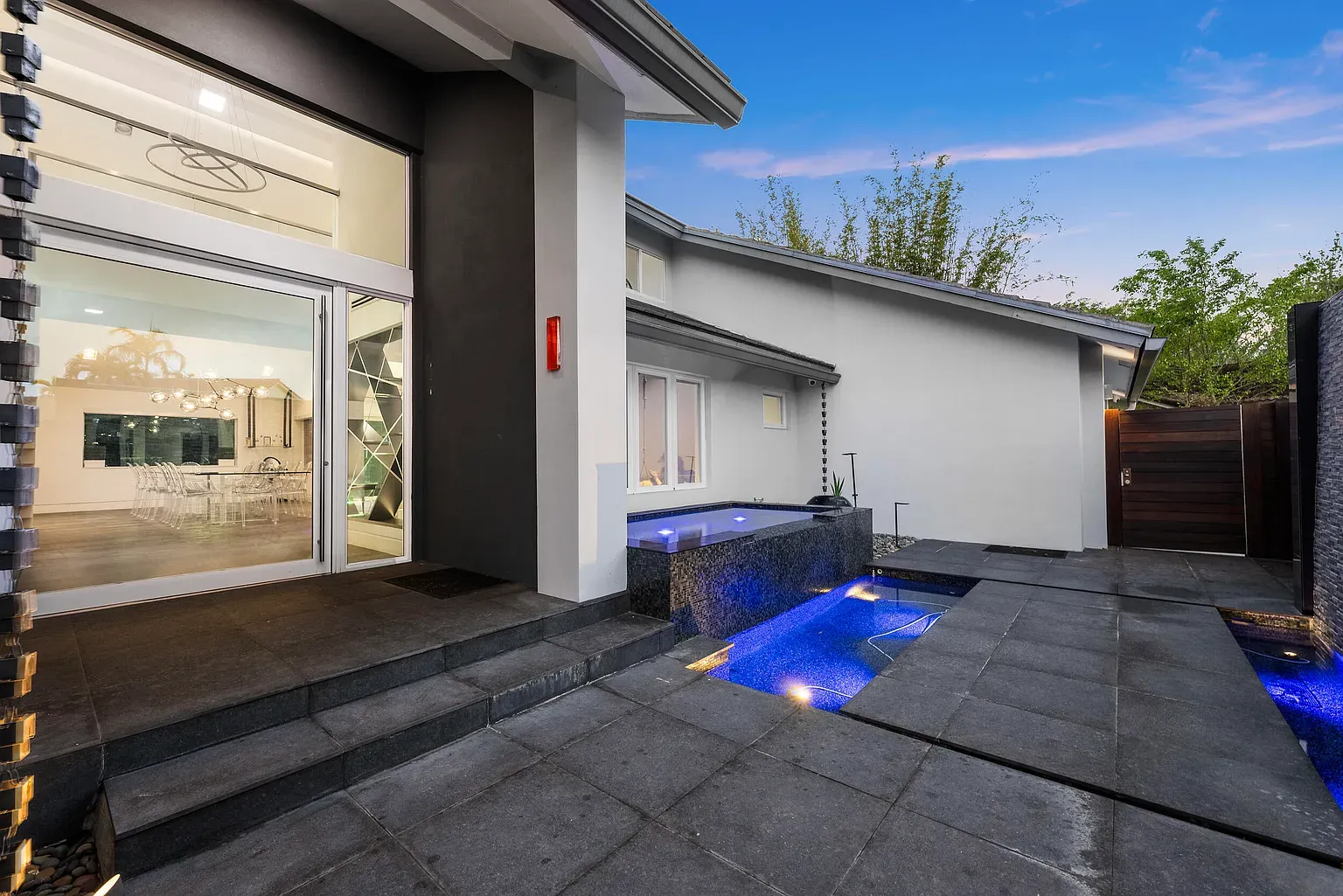 Back outside—soft grays and deep blues. Anyone know what that sculptural thing is?