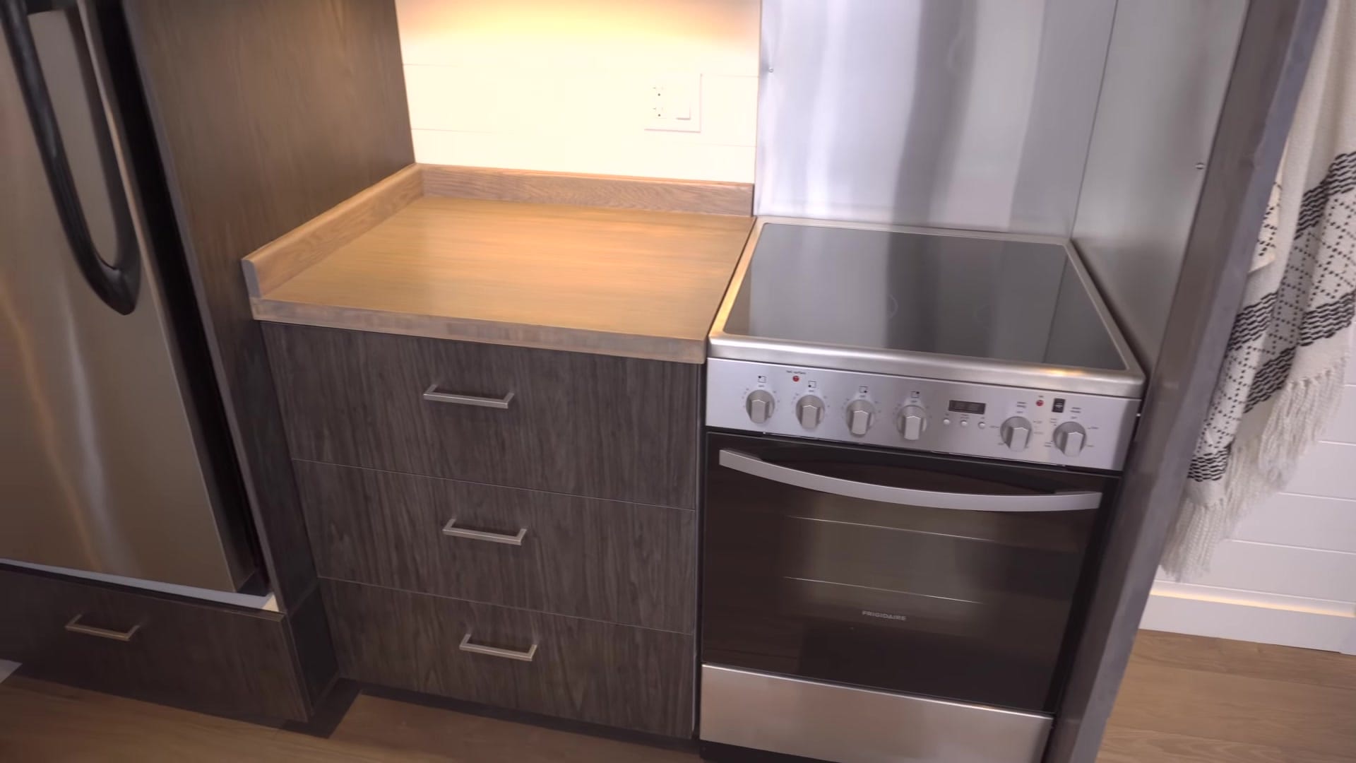 Screenshot at 00:03:29