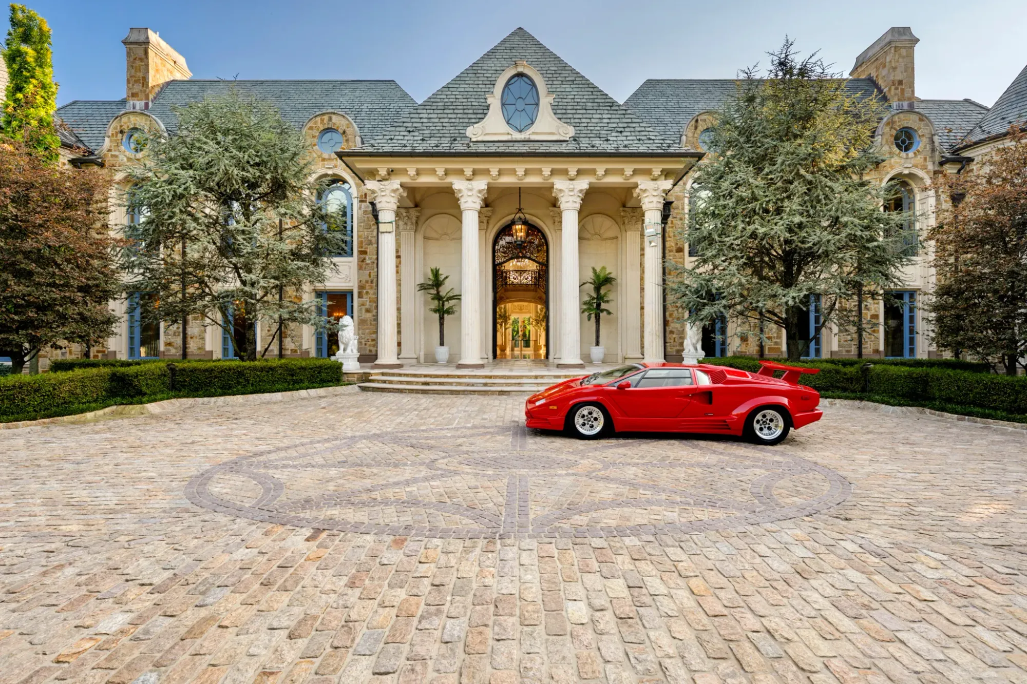 Here's the front—full-on neoclassical, huge columns, perfect symmetry. From this angle, towering.