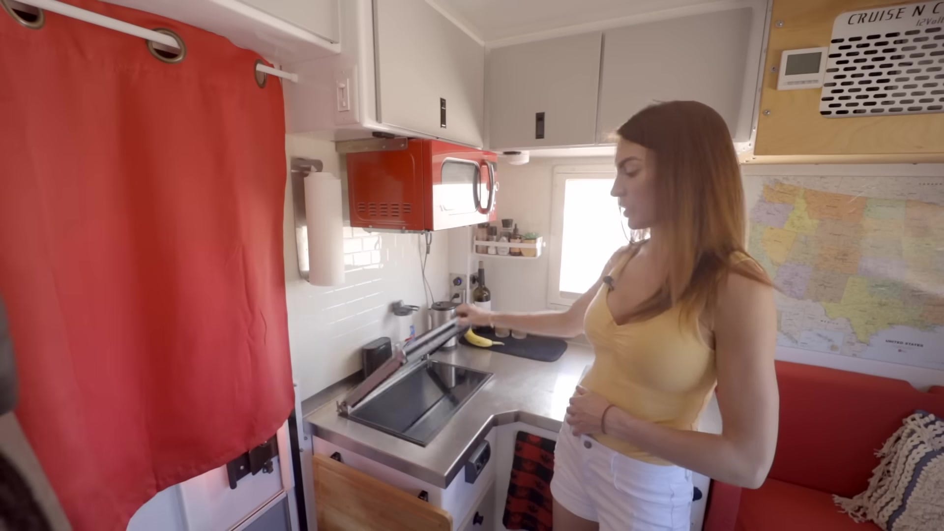 Screenshot at 00:00:32