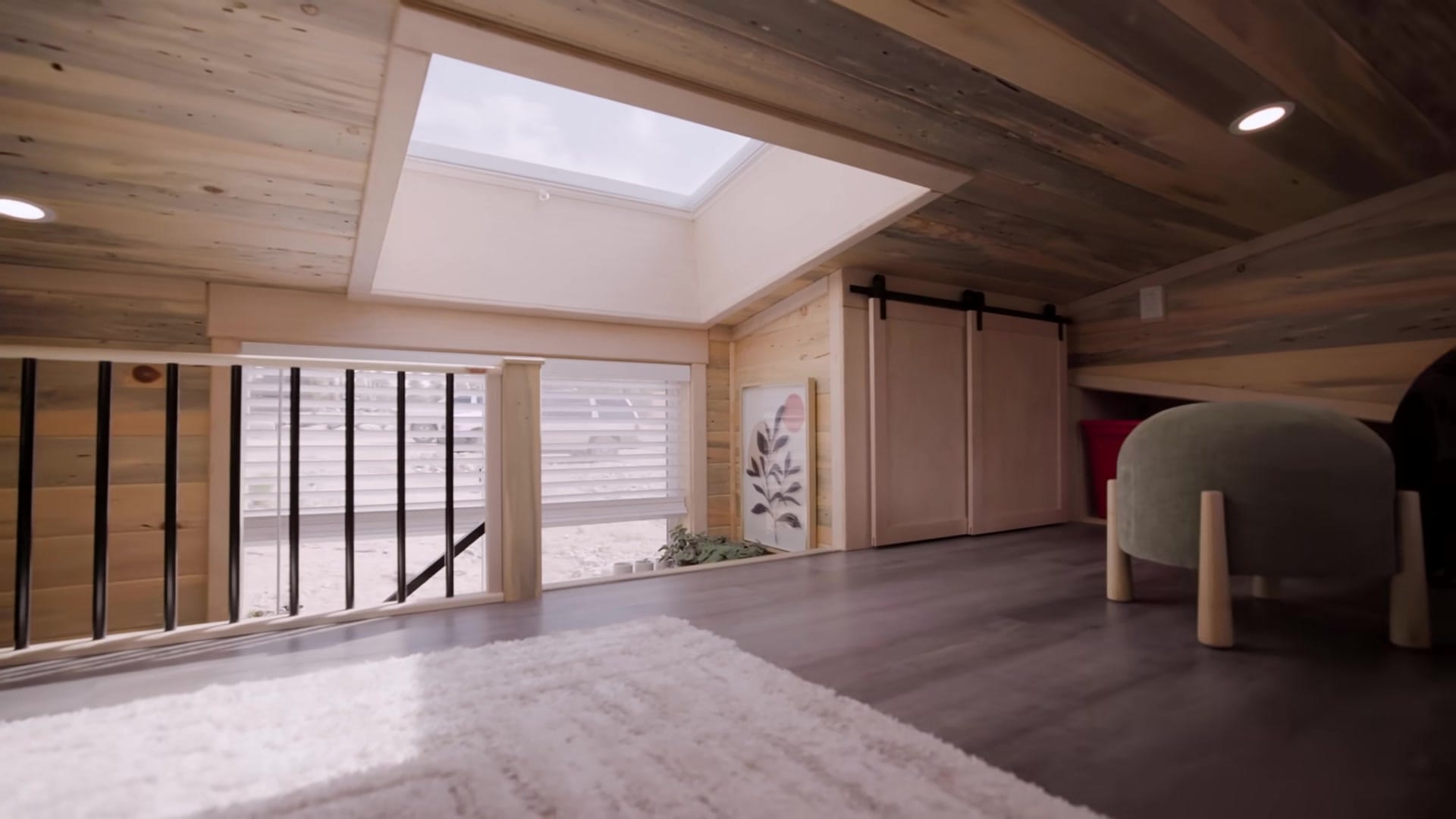 Screenshot at 00:15:49