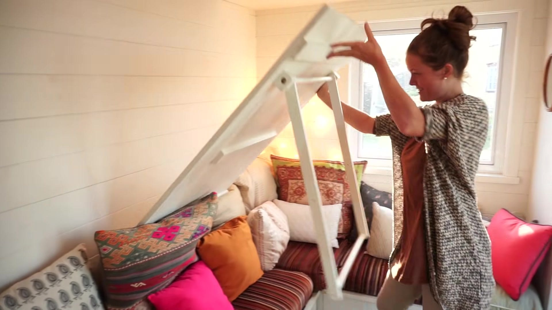 Screenshot at 00:01:38