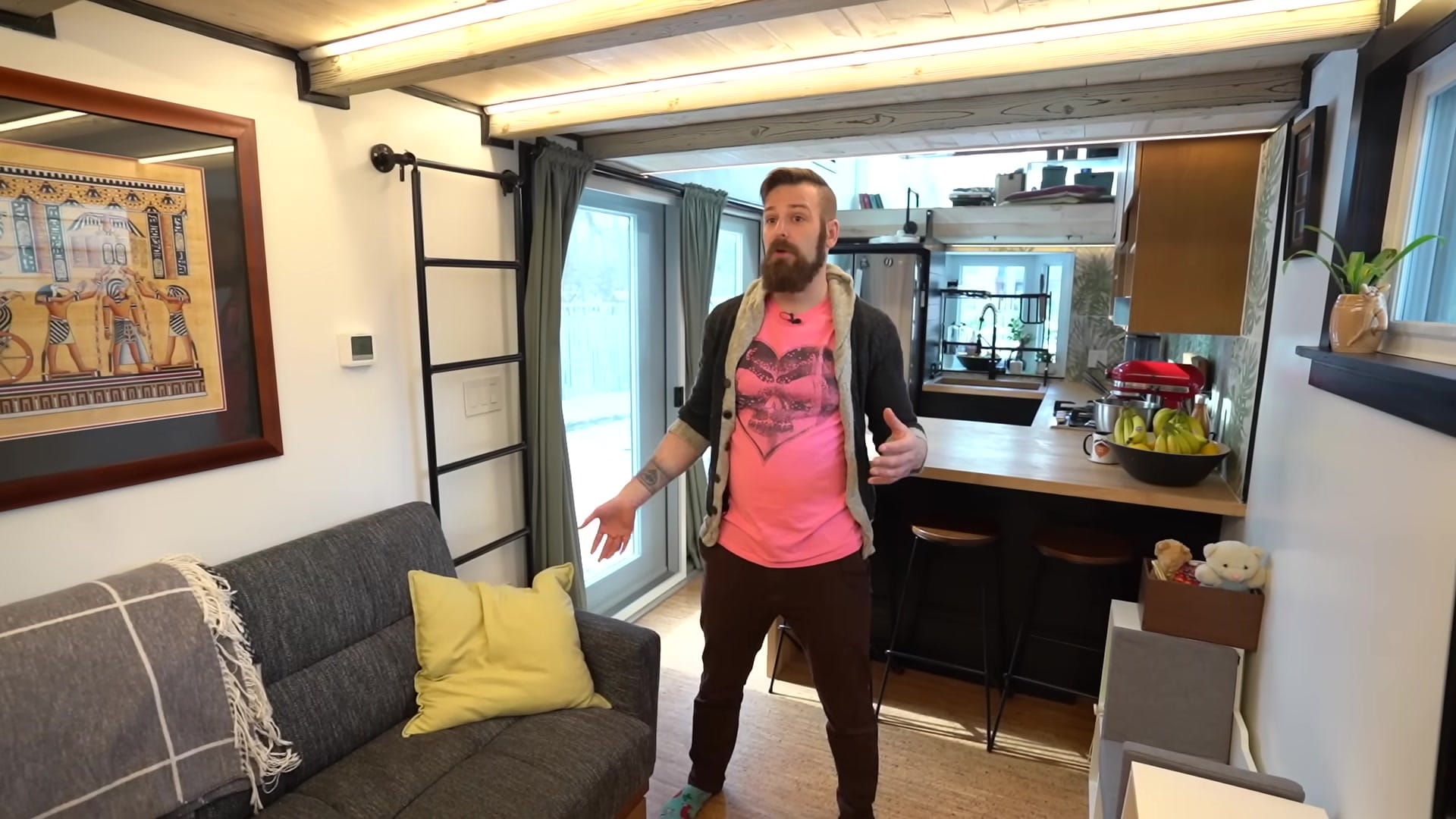 Screenshot at 00:06:26