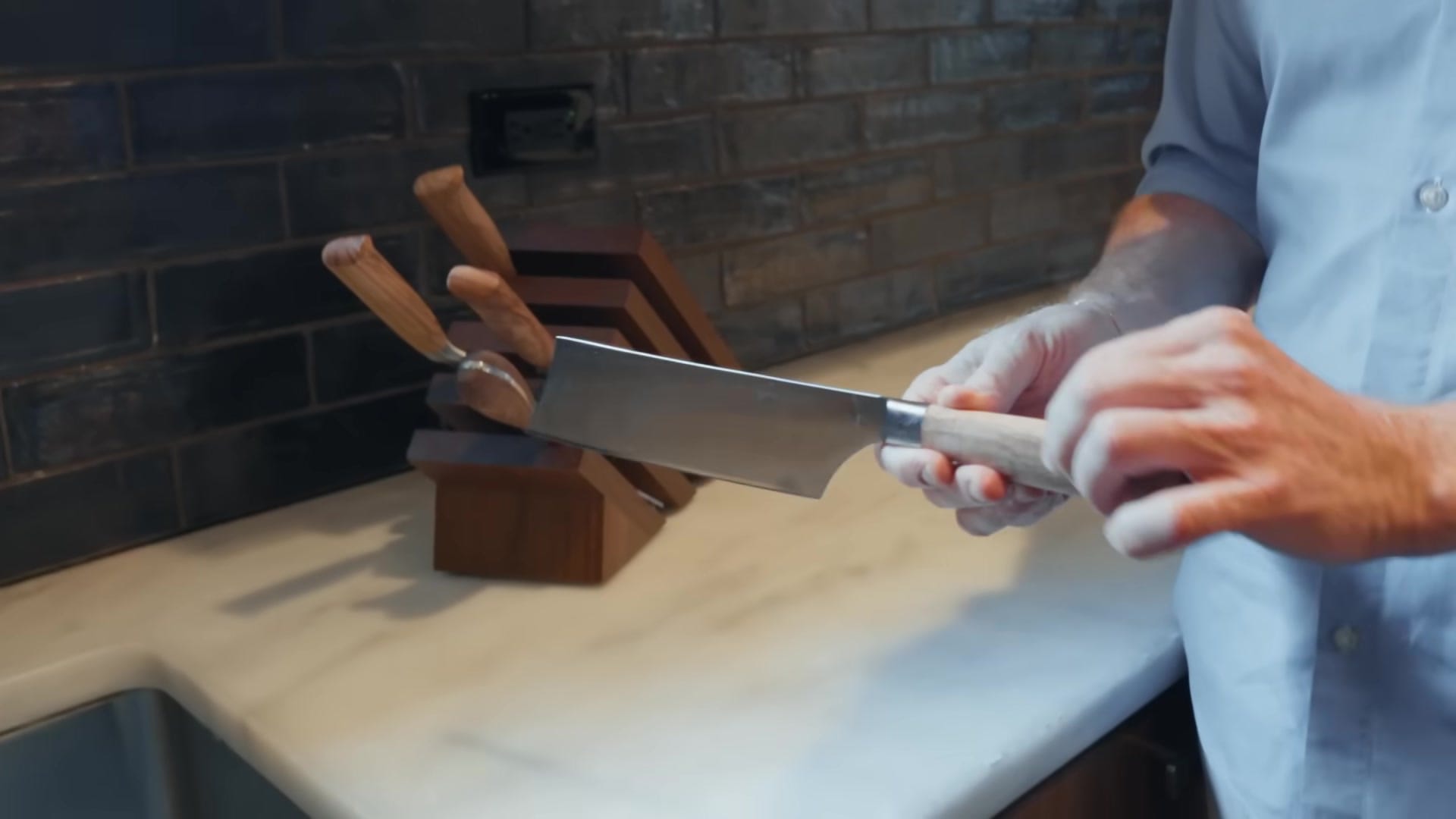 Screenshot at 00:02:10