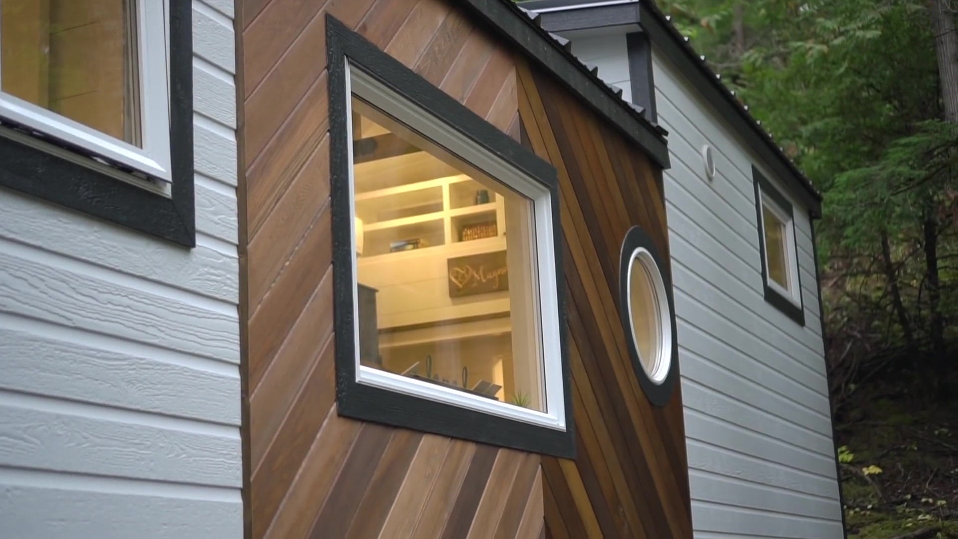 Screenshot at 00:00:46