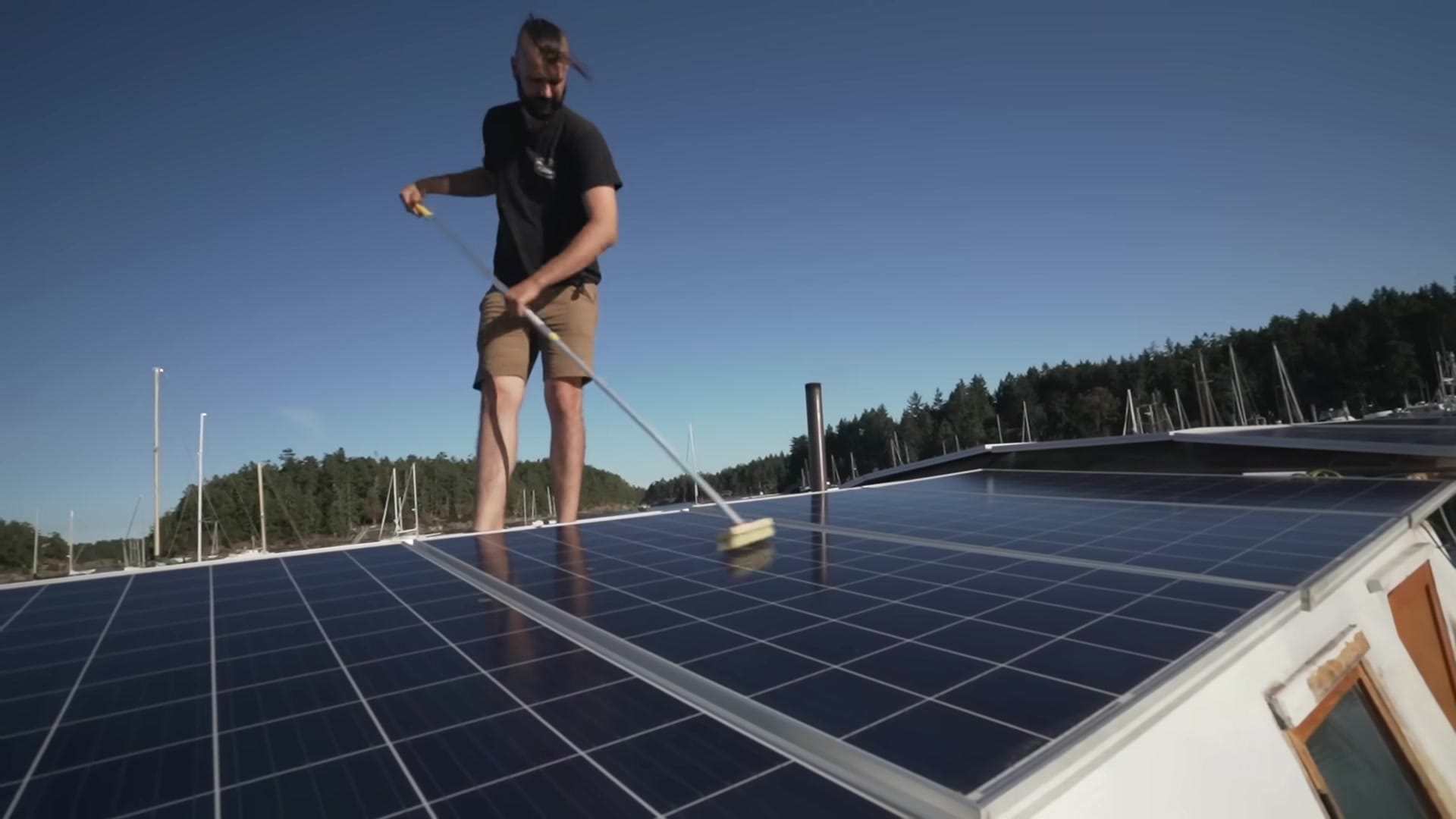 Screenshot at 00:03:03