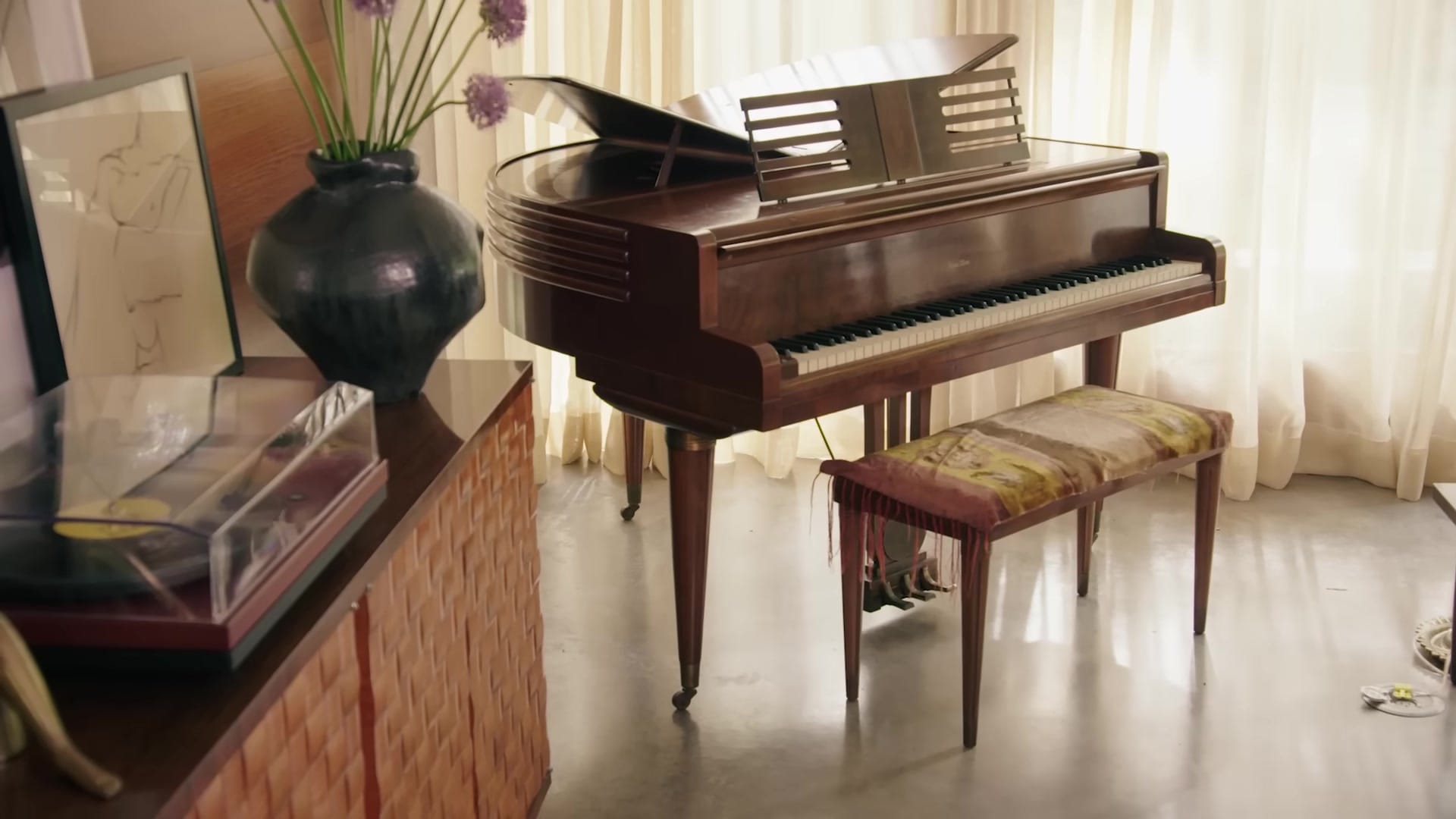 Screenshot at 00:01:05