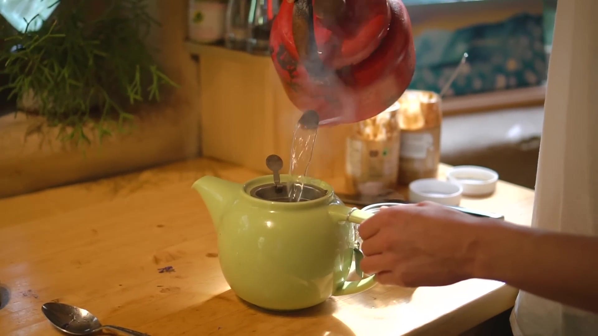 Screenshot at 00:05:07