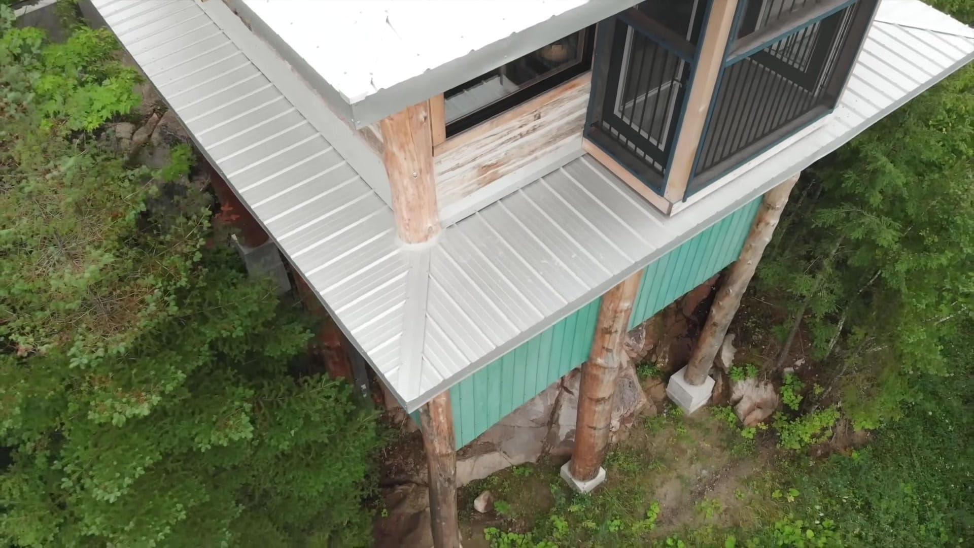 Screenshot at 00:01:06