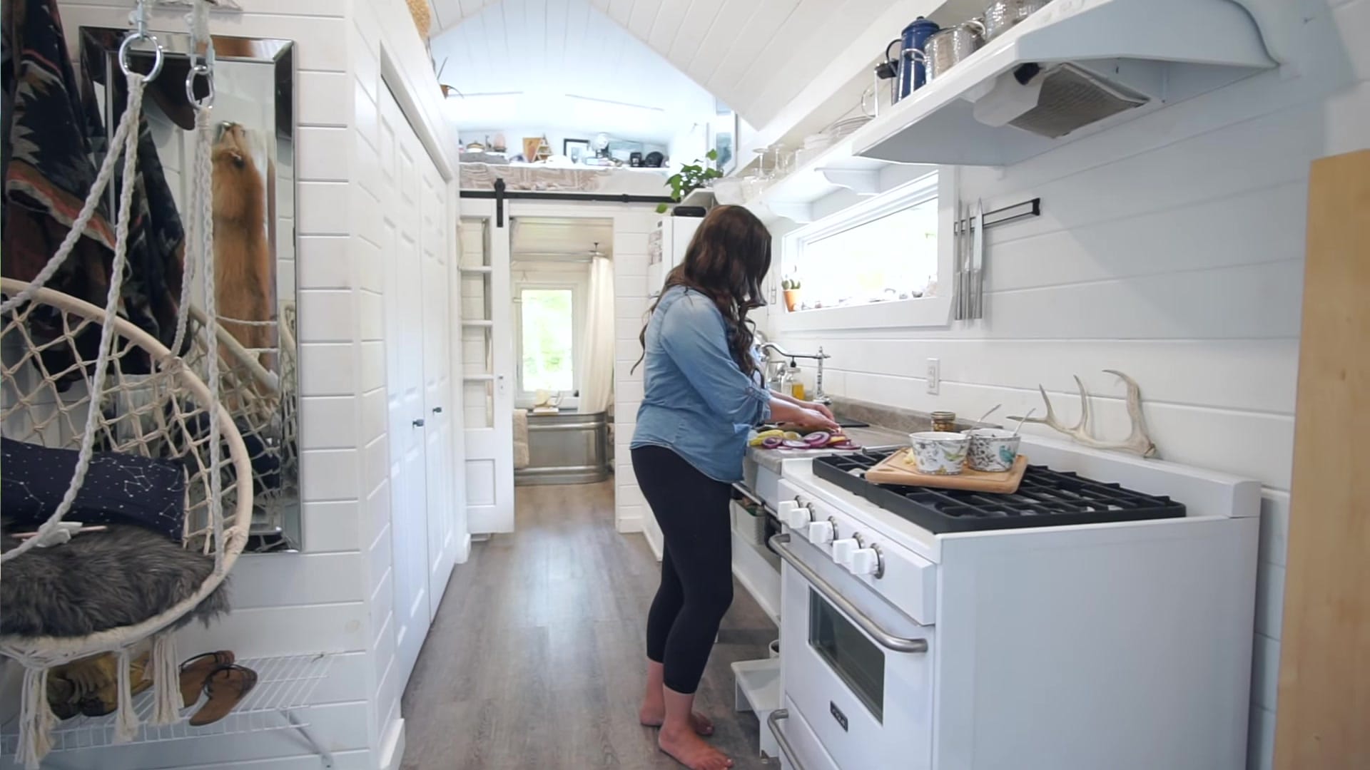 Screenshot at 00:00:12