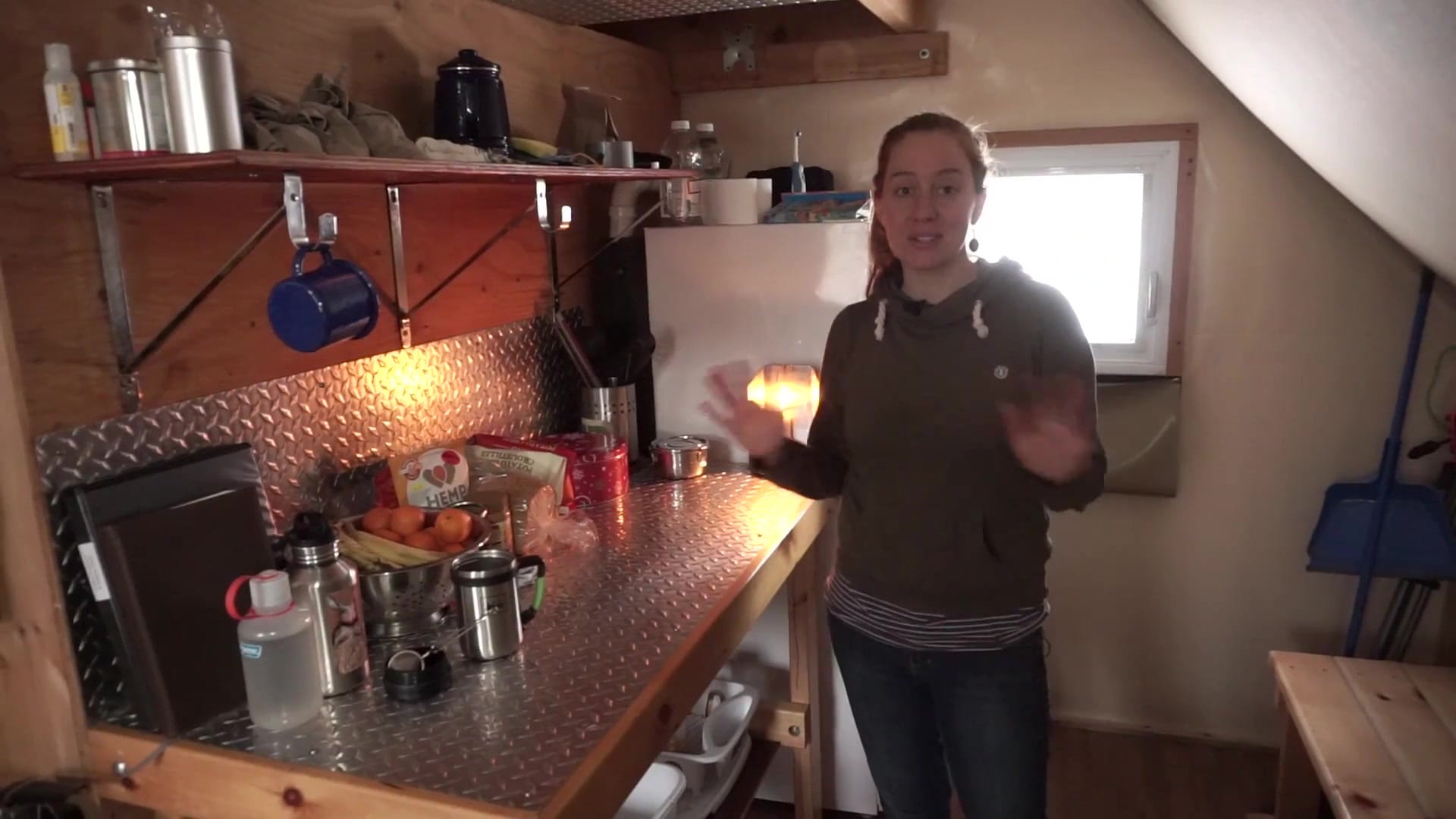 Screenshot at 00:03:22