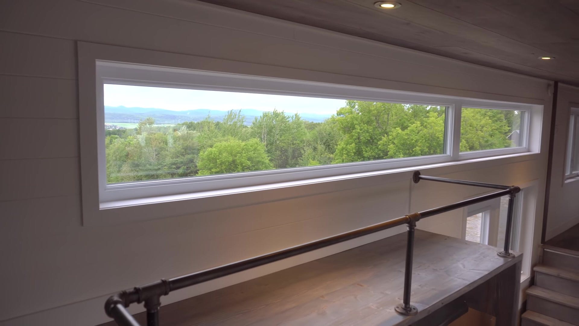 Screenshot at 00:05:08