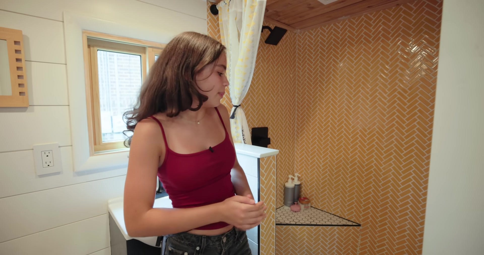 Screenshot at 00:17:14