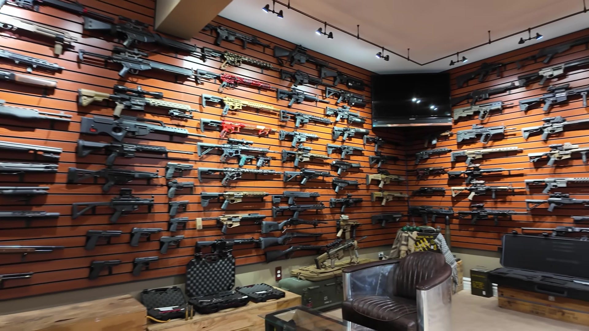 Screenshot at 00:03:03