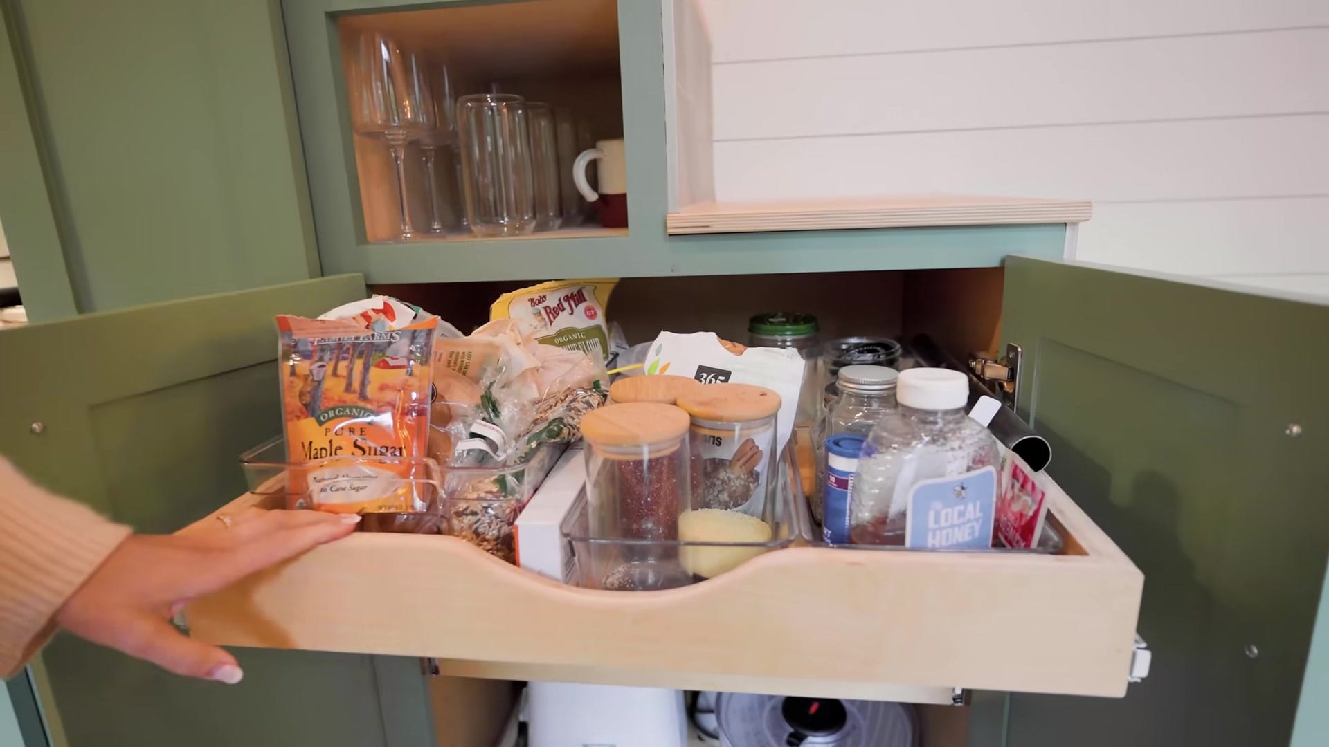 Screenshot at 00:05:13