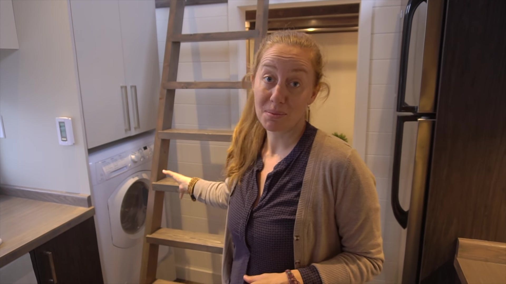 Screenshot at 00:03:39