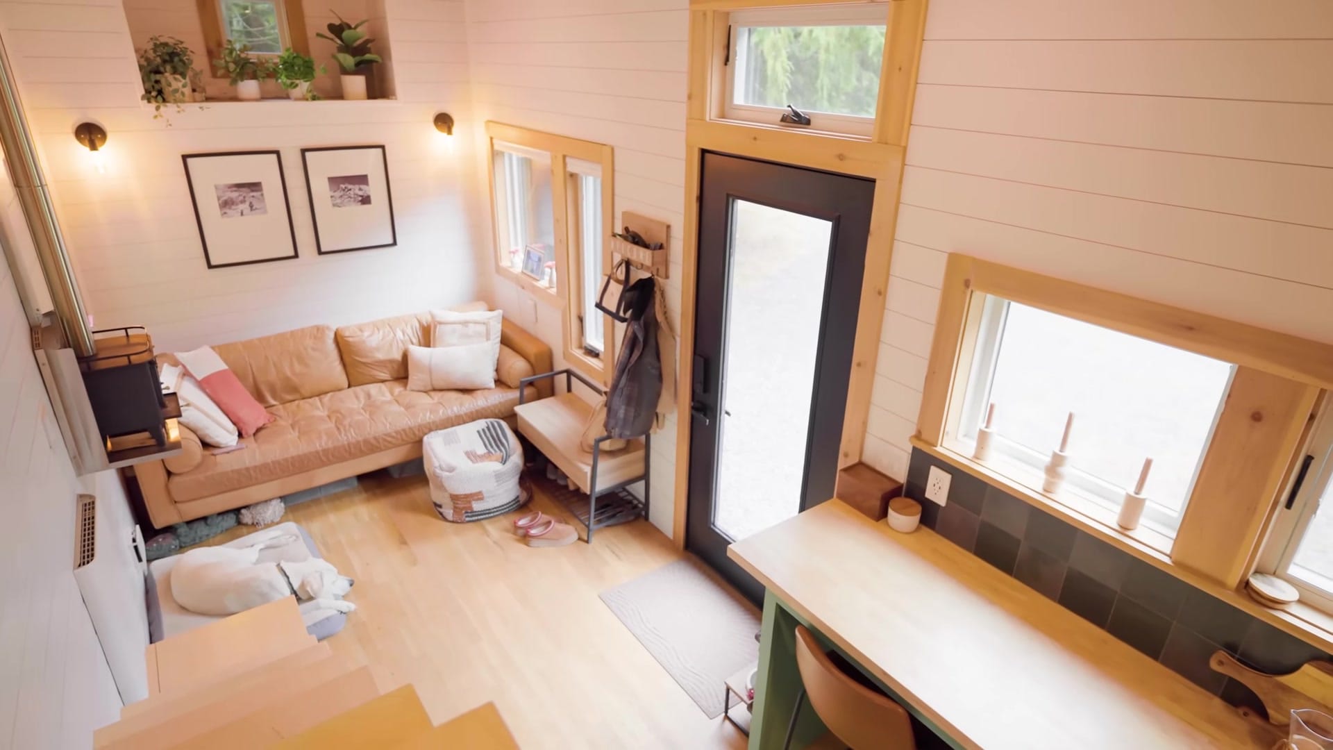 Screenshot at 00:05:55