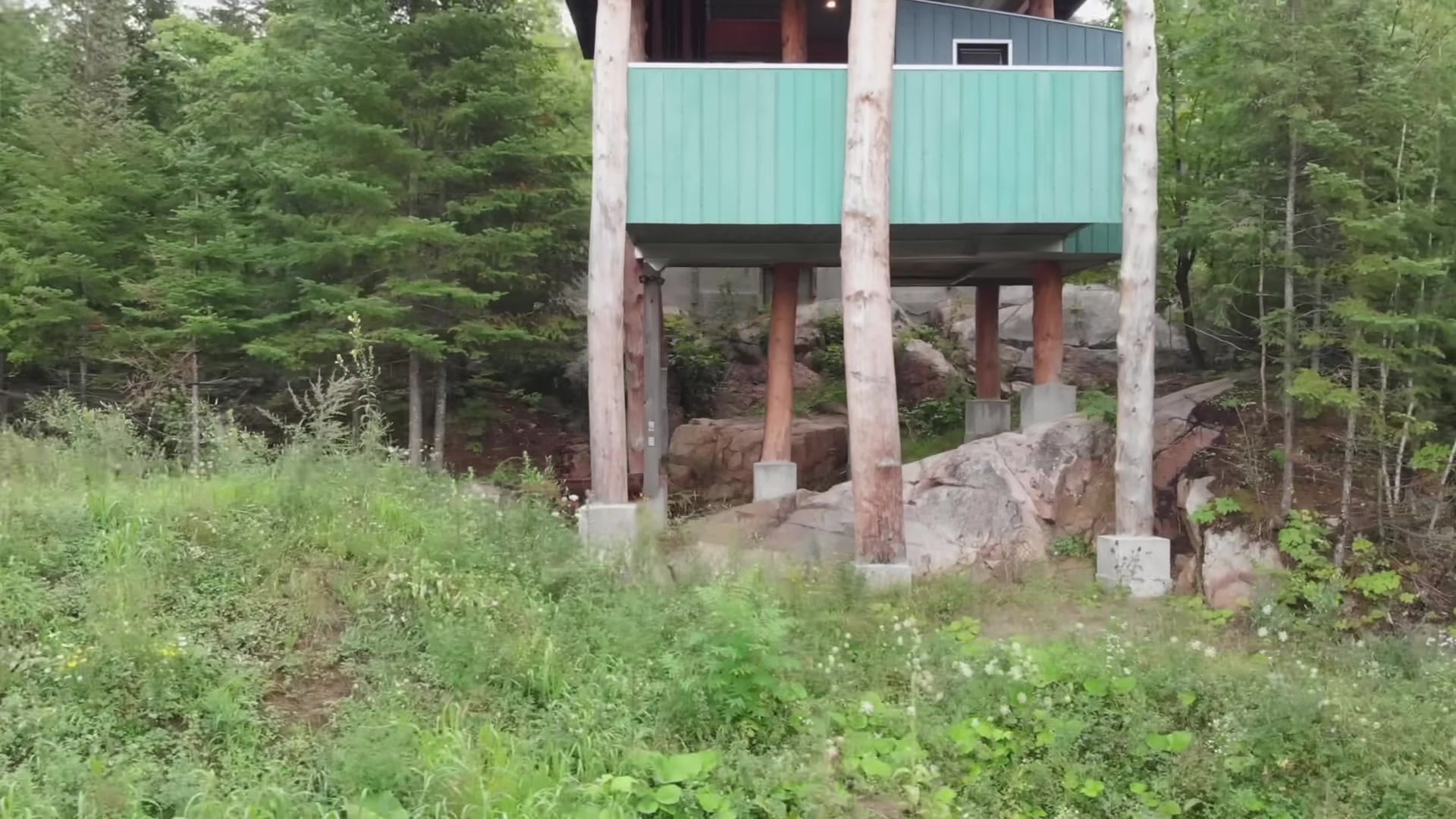 Screenshot at 00:06:05