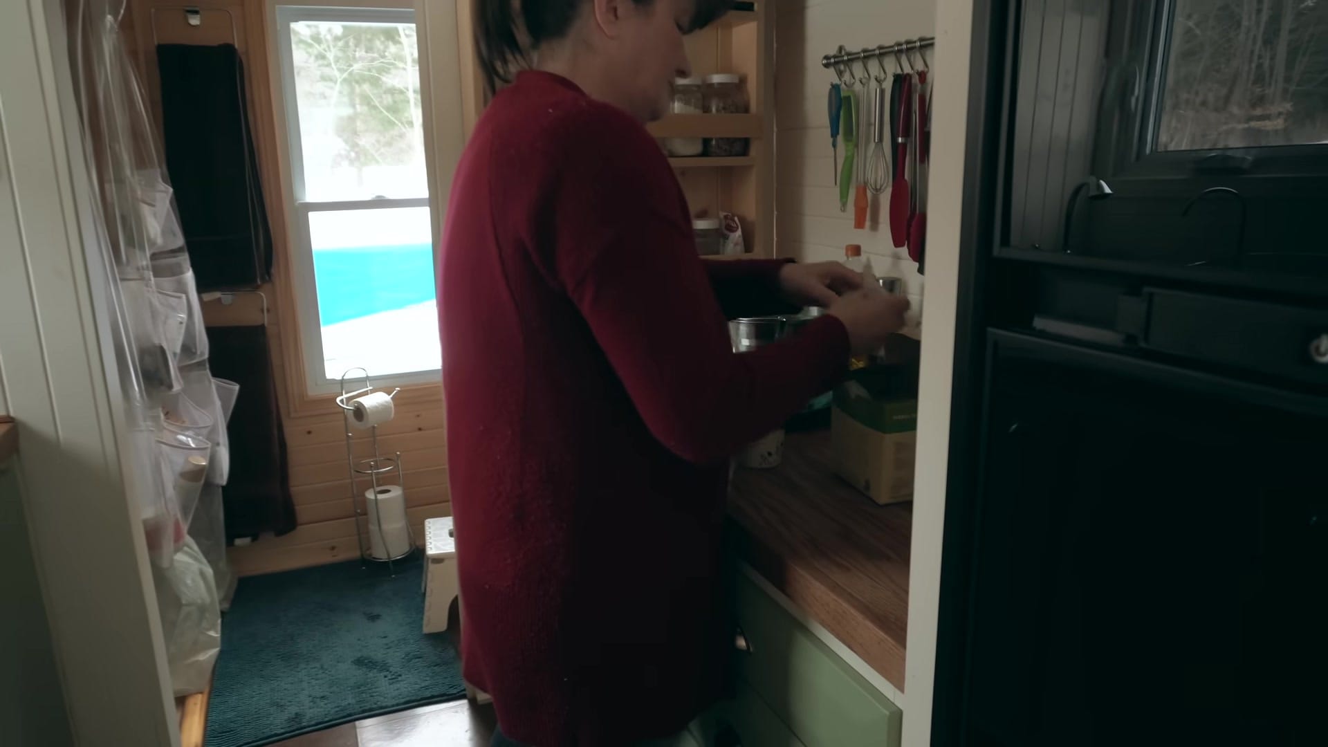 Screenshot at 00:02:17