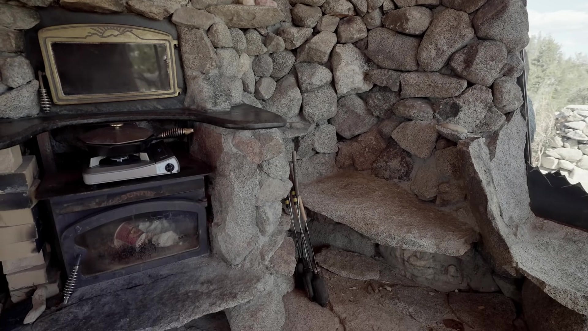 Screenshot at 00:13:35