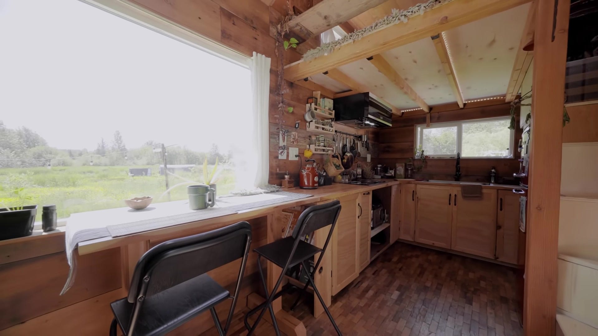 Screenshot at 00:06:35