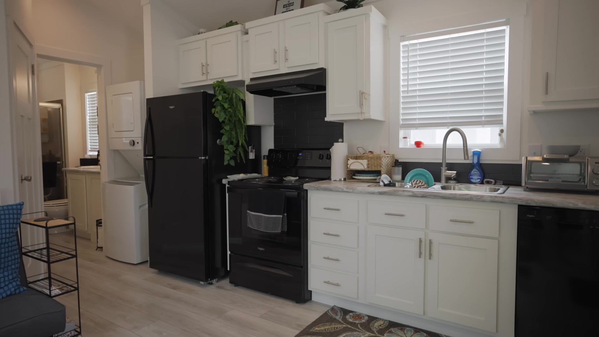 Screenshot at 00:02:14