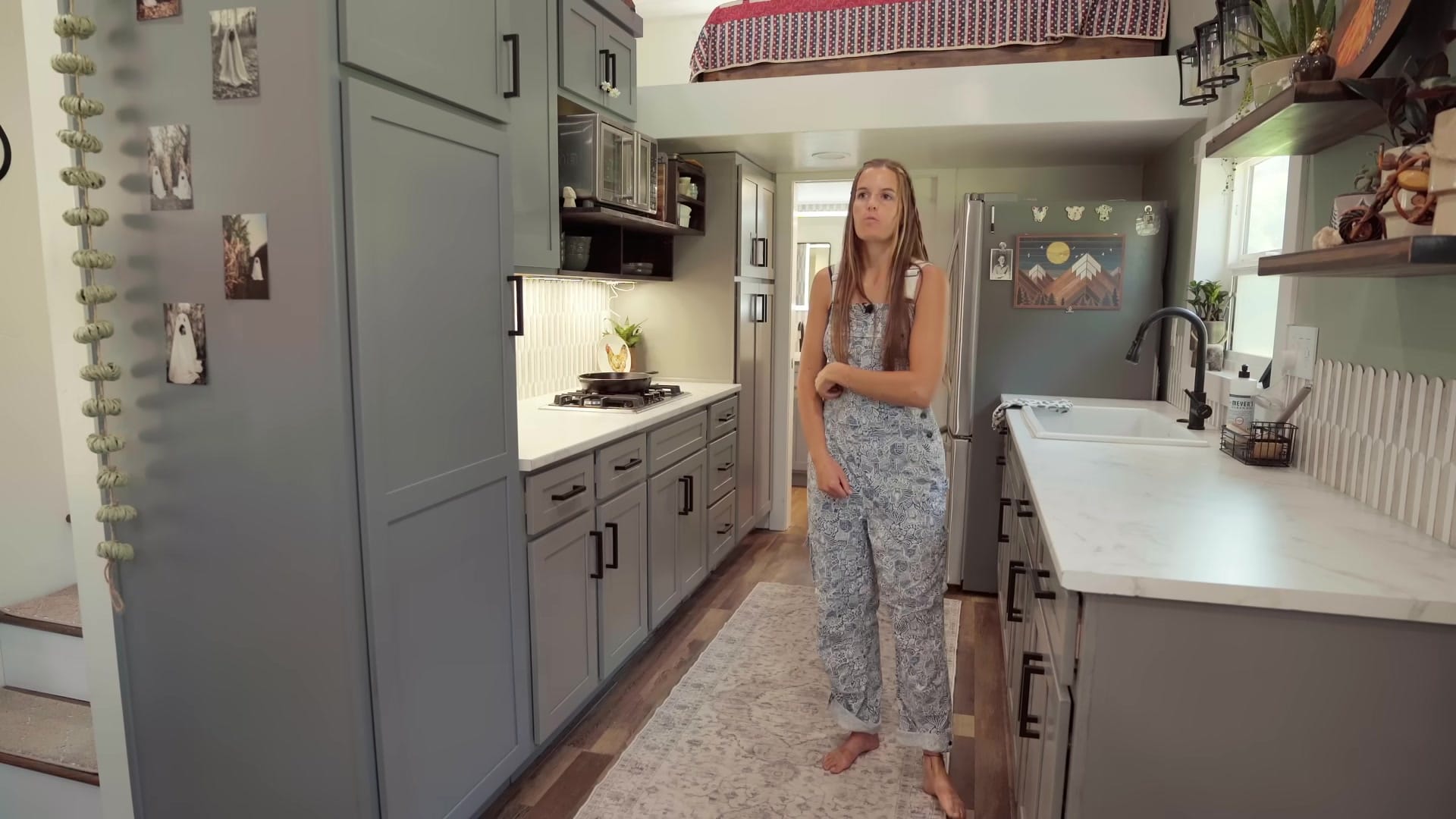 Screenshot at 00:00:43