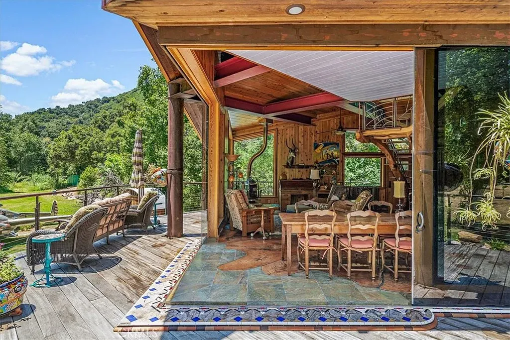 Big sliders to the green hills. I'd leave them open all day.