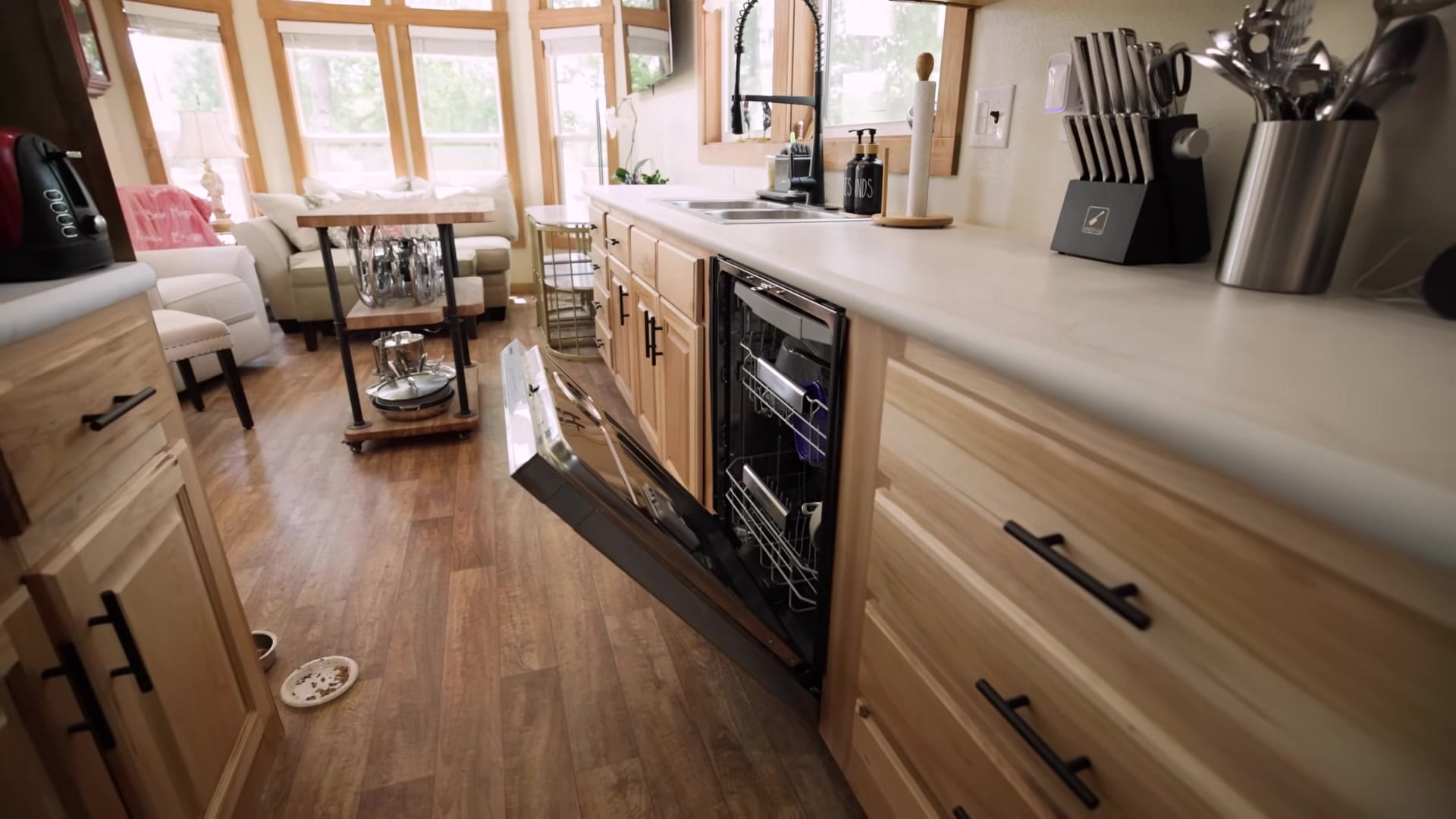 Screenshot at 00:03:33