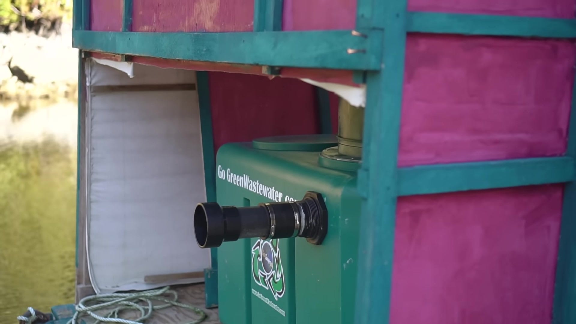 Screenshot at 00:07:08