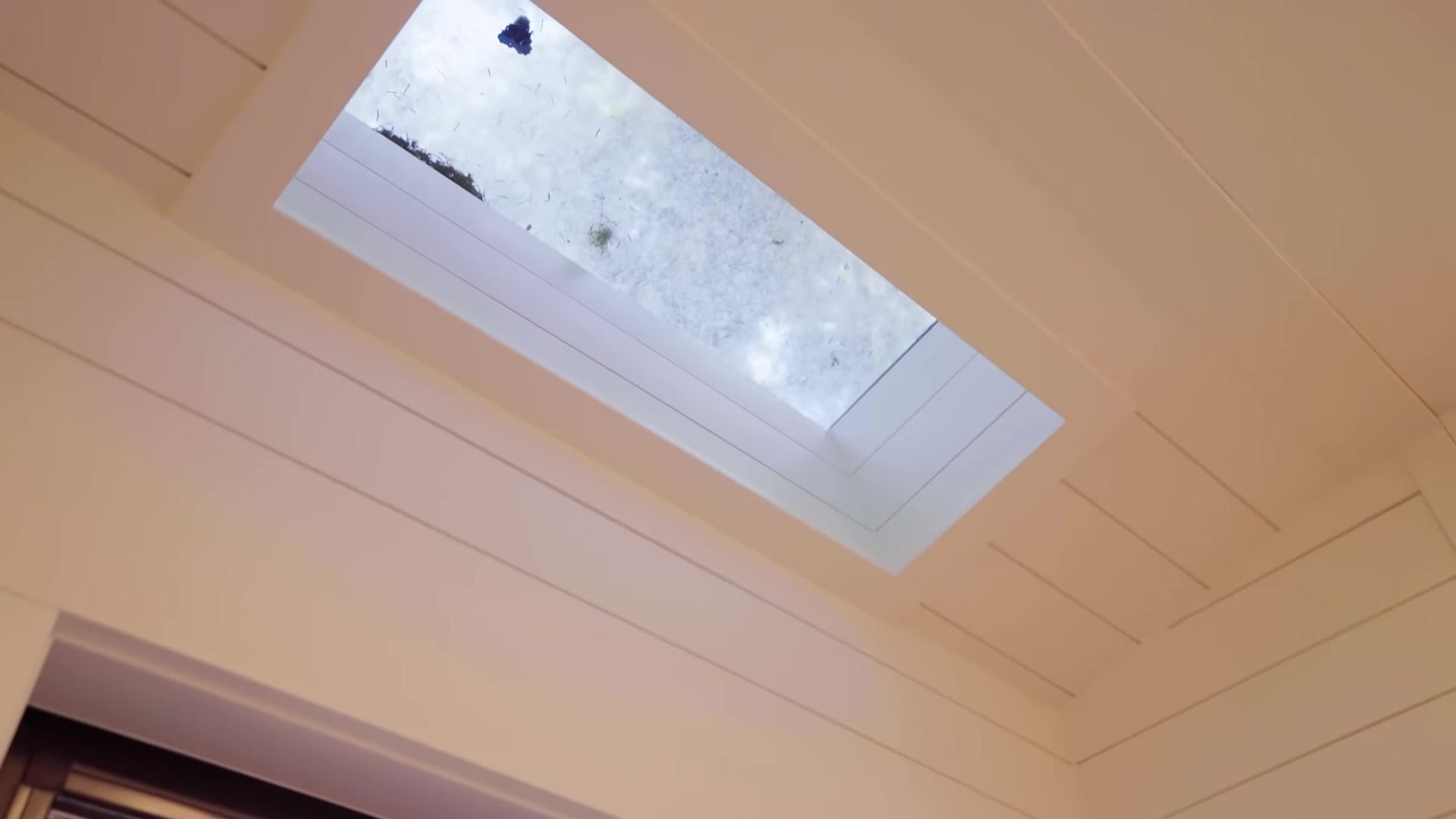 Screenshot at 00:14:47