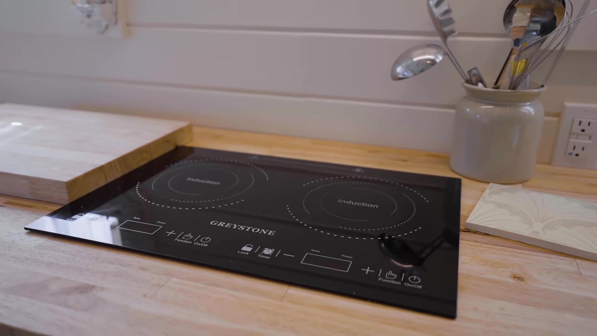 Screenshot at 00:01:06