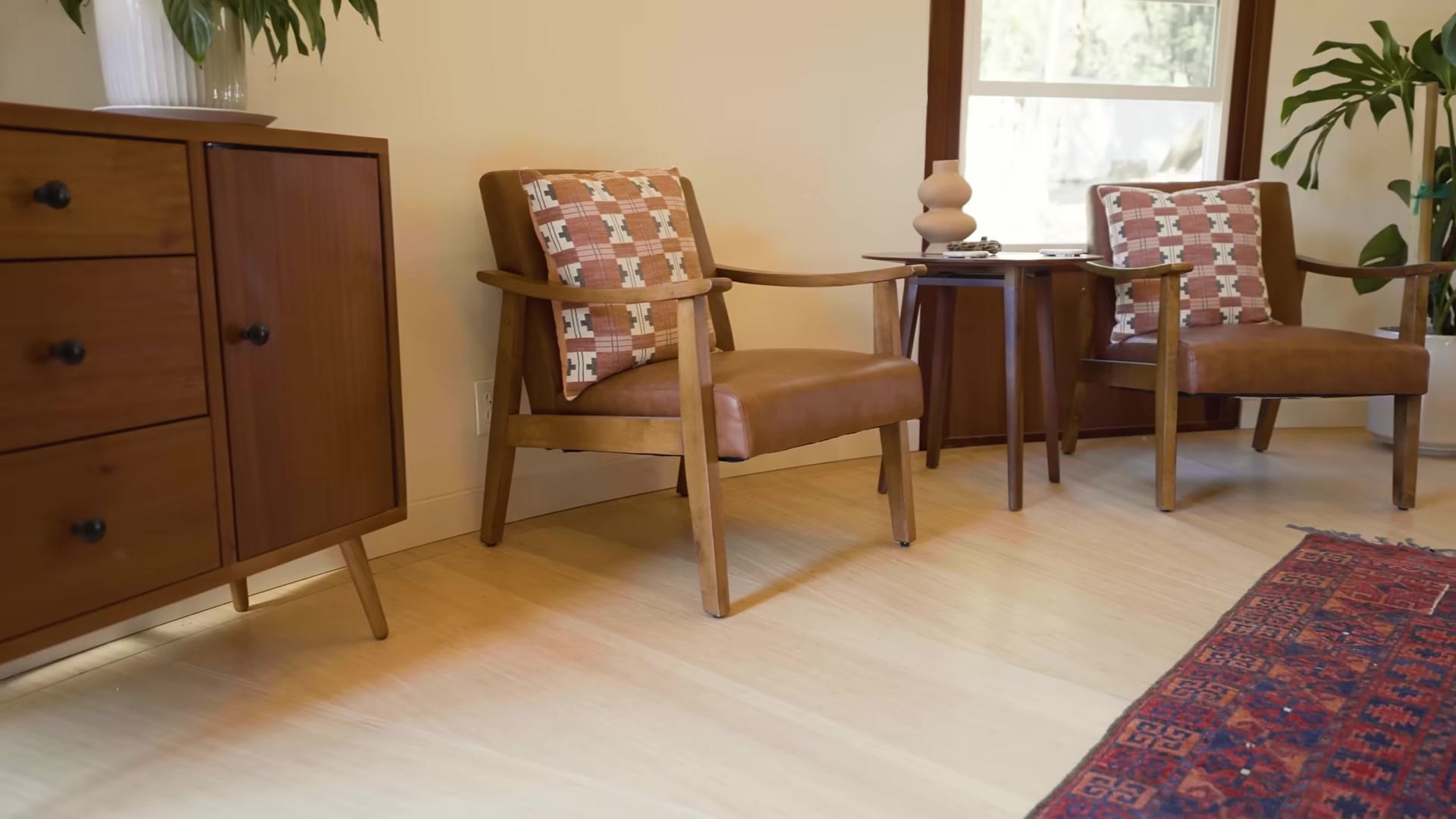 Screenshot at 00:01:46