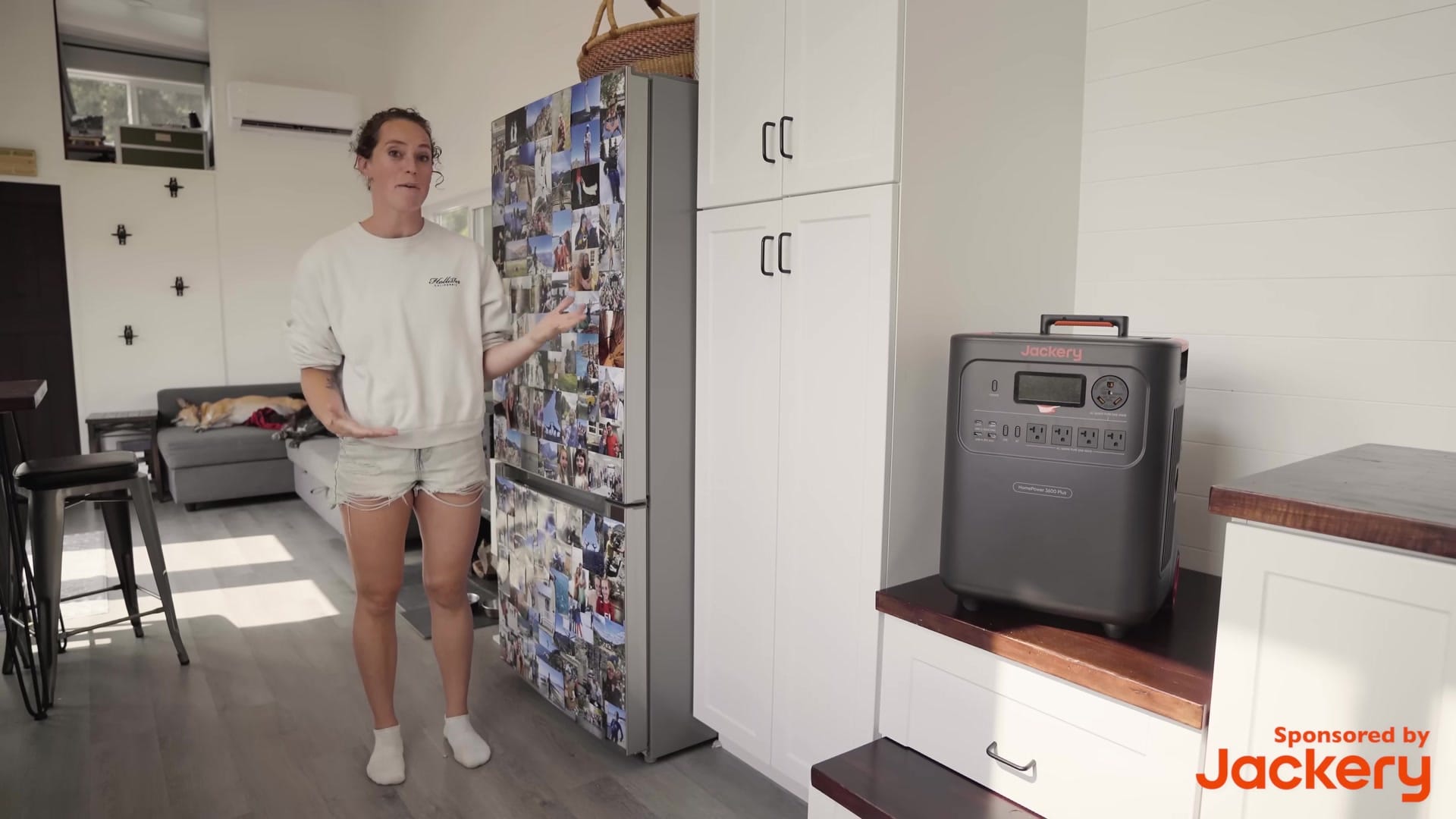 Screenshot at 00:04:11