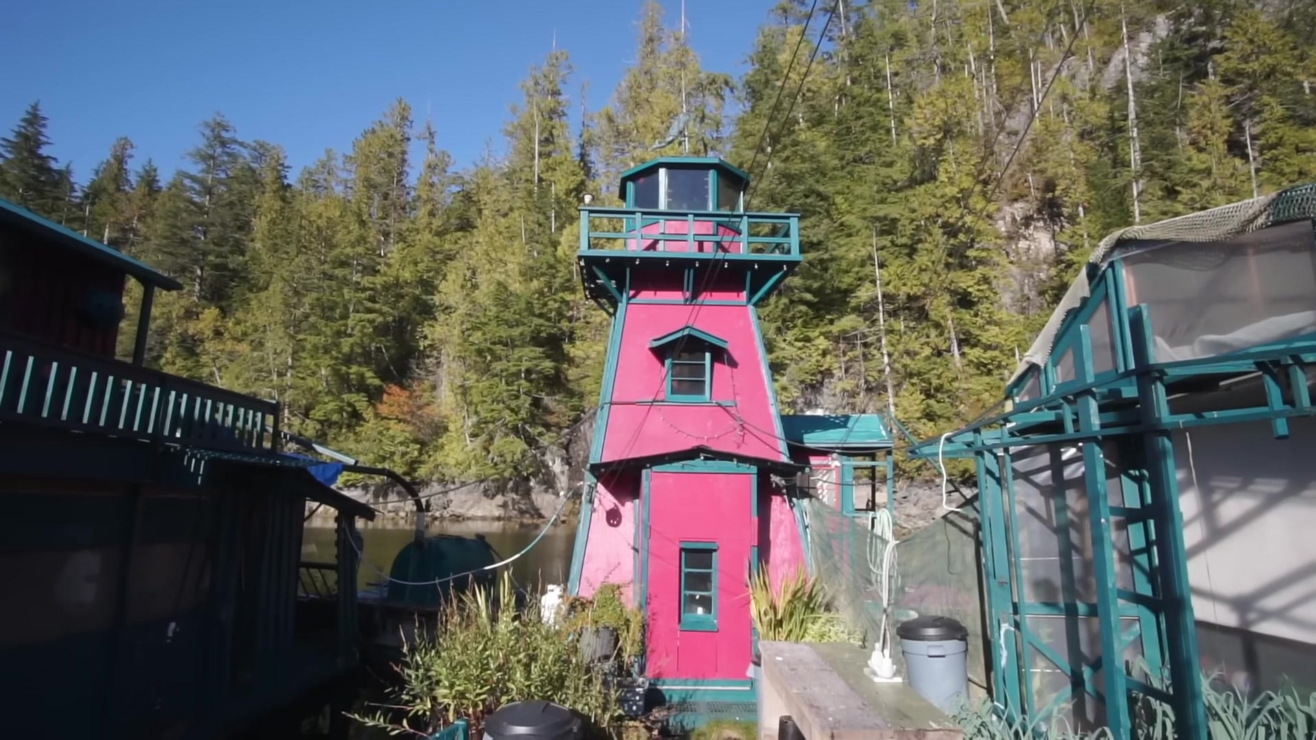 Screenshot at 00:04:02