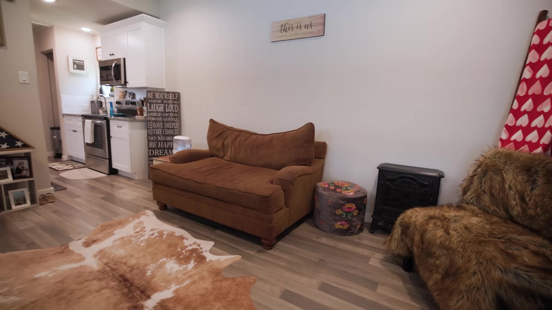 Screenshot at 00:04:09