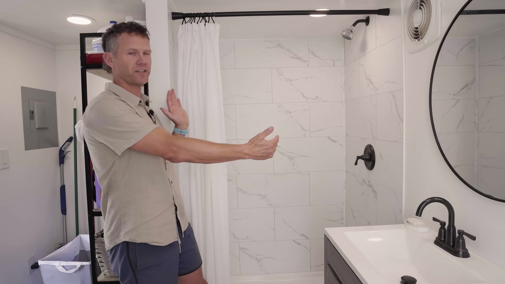 Screenshot at 00:12:42