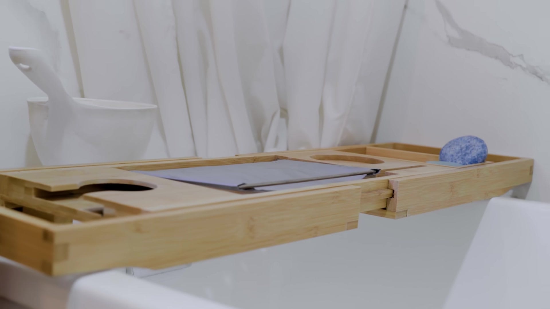 Screenshot at 00:14:30