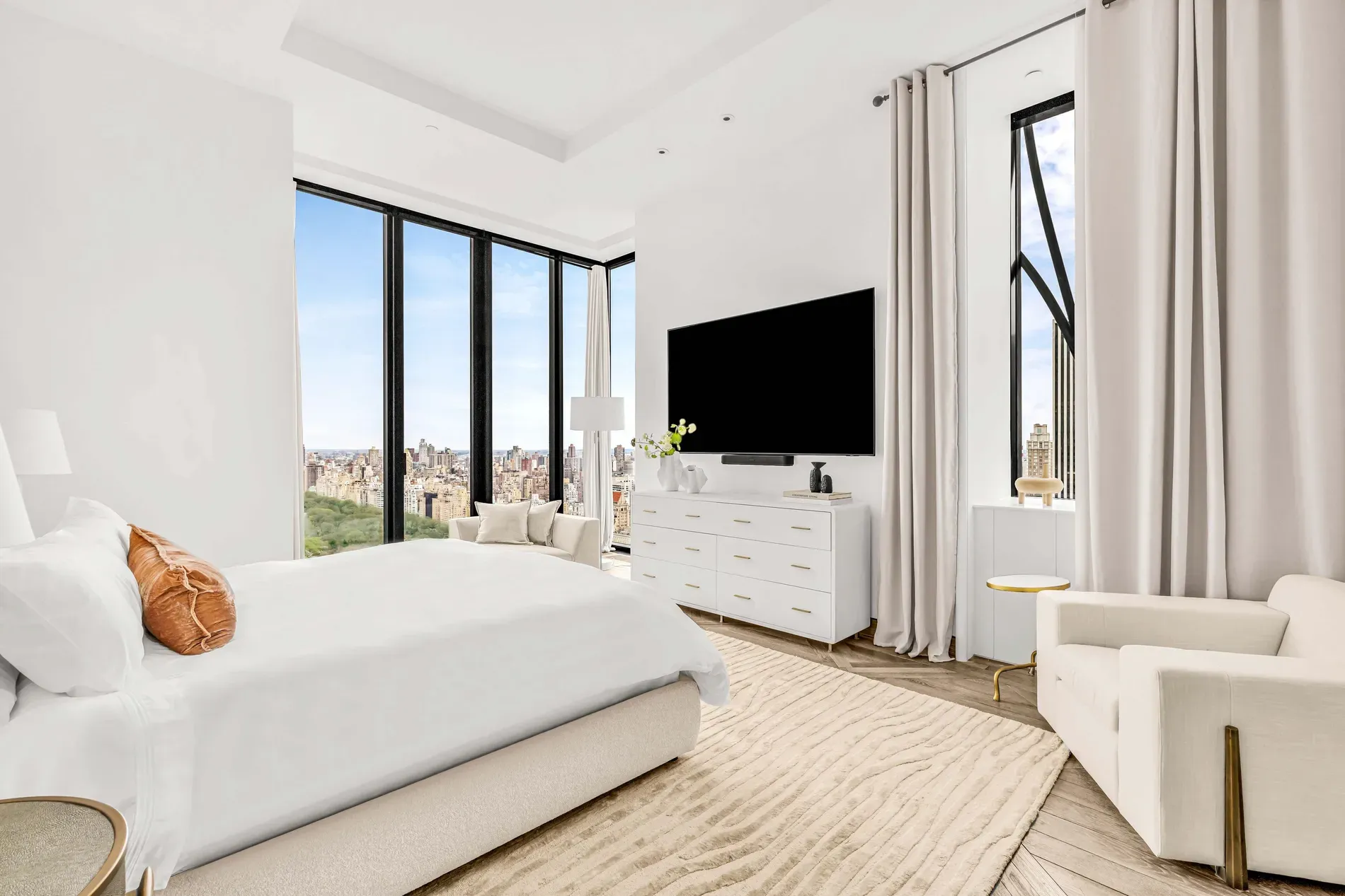 Second bedroom goes full white. Pretty, but maybe too hotel?