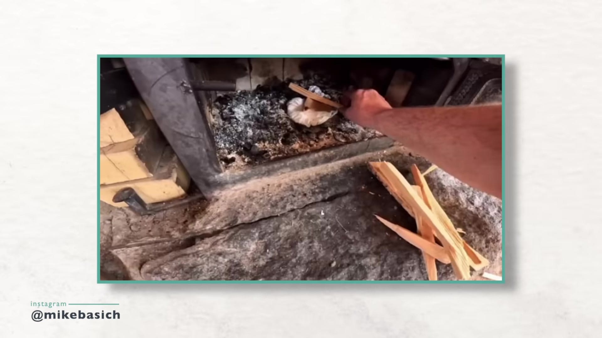 Screenshot at 00:08:06