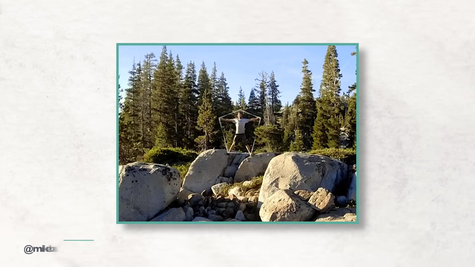 Screenshot at 00:03:25