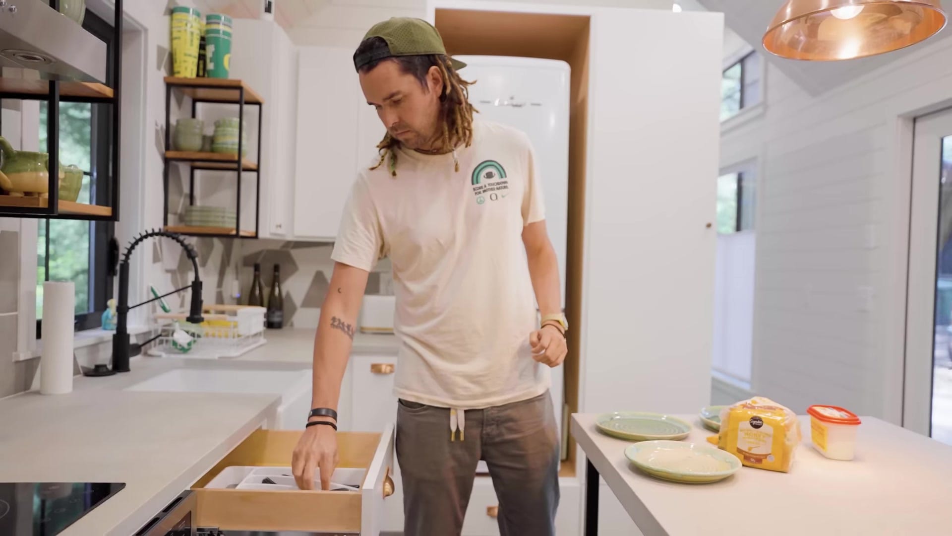 Screenshot at 00:02:09