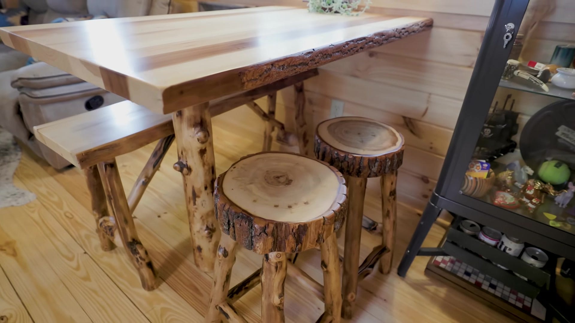 Screenshot at 00:02:56