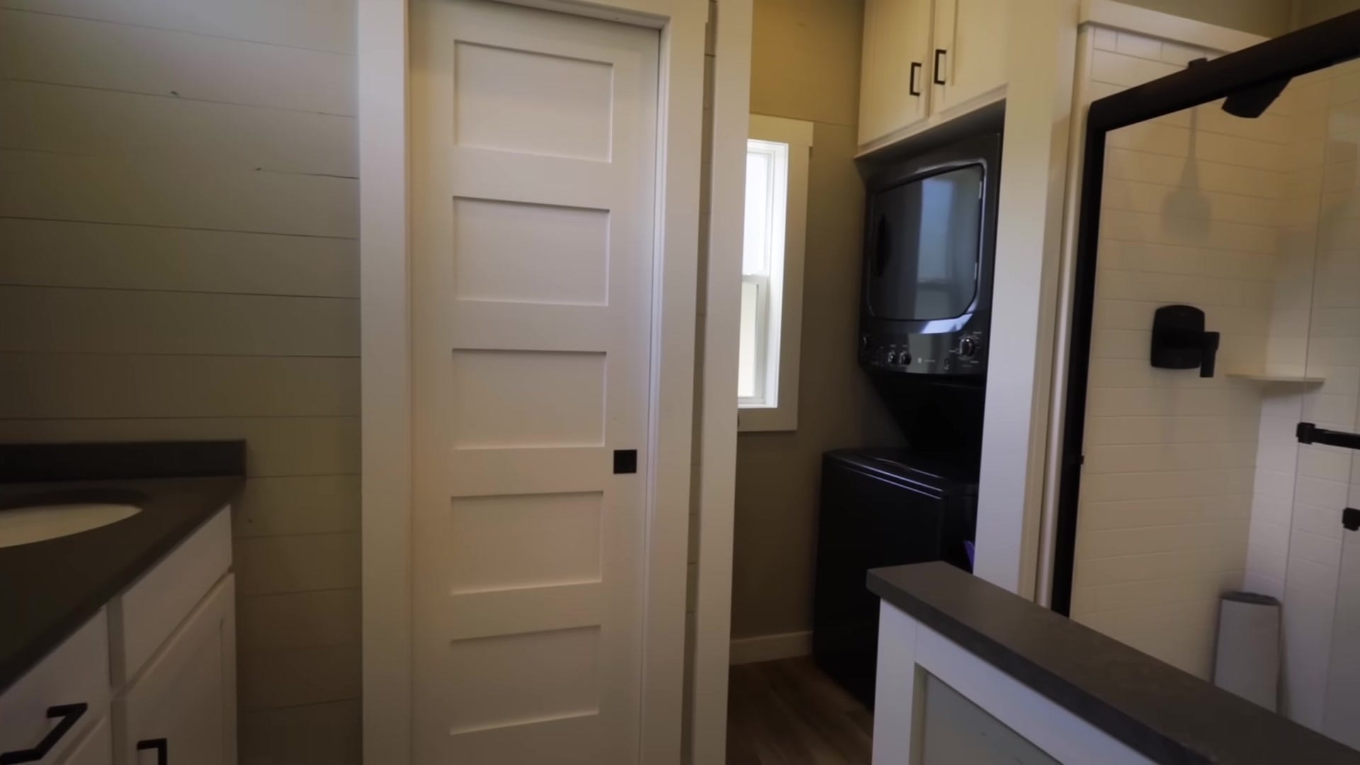 Screenshot at 00:12:52