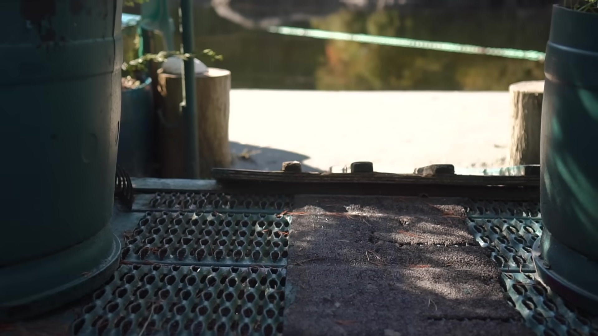 Screenshot at 00:05:42