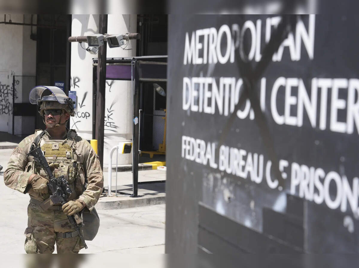 DHS sets strict limits on lawmaker visits to immigration ...