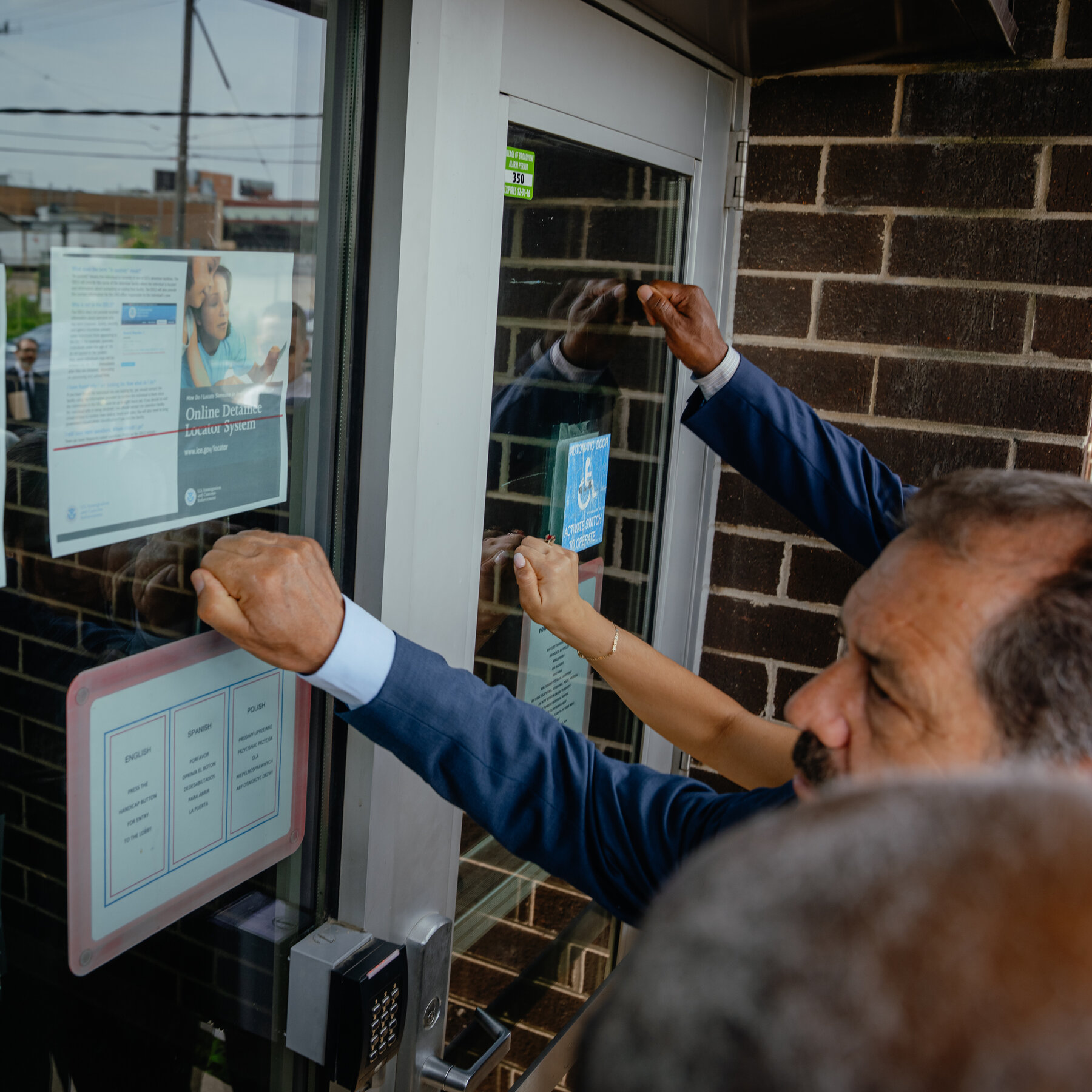 ICE Imposes New Rules on Congressional Visits