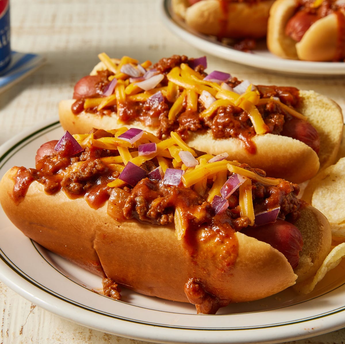 chili hot dog
