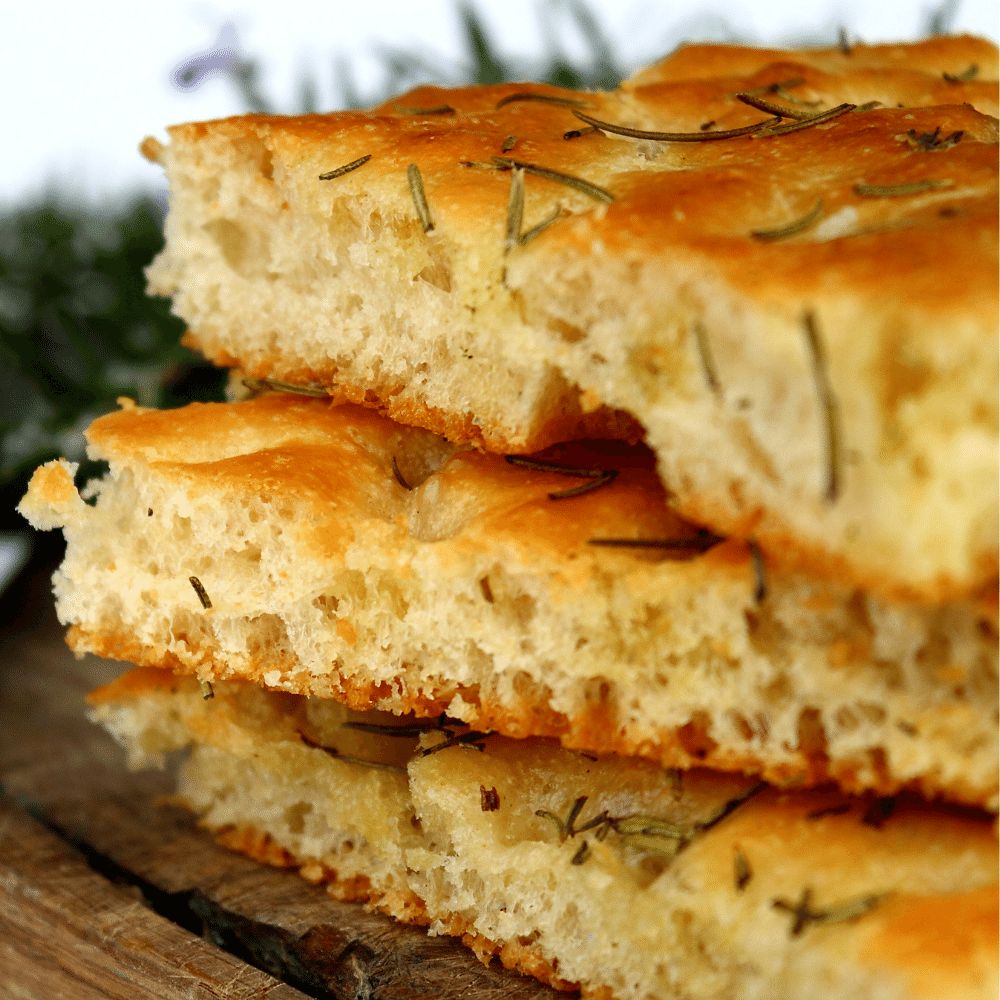 Balsamic Garlic and Rosemary Bread