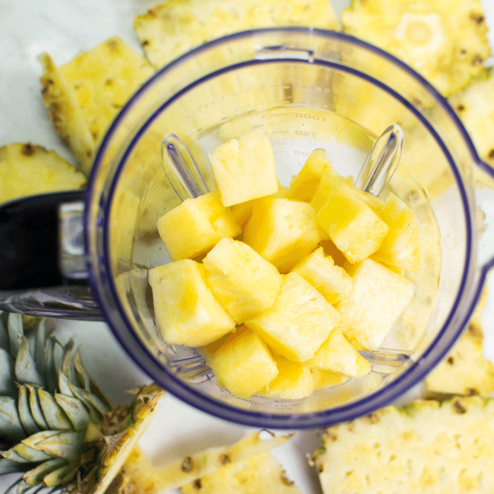 Reasons To Pair Pineapple With Other Fruits In A Smoothie